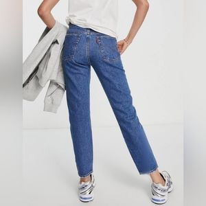 Levi's Wedgie Icon Jeans